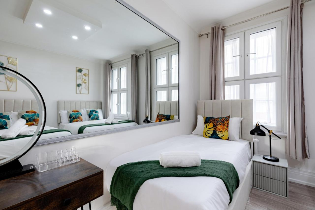 Capture-2568-02-27-154322