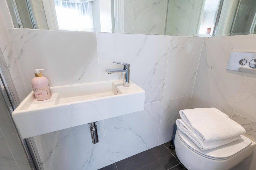 Capture-2568-02-27-160502