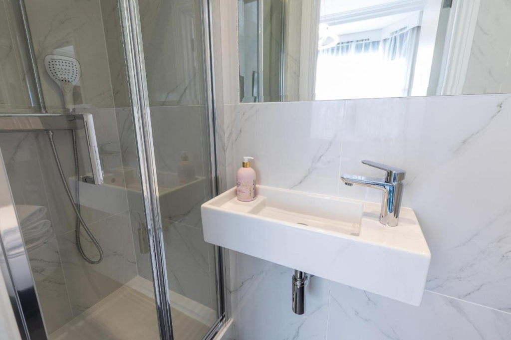 Capture-2568-02-27-160533