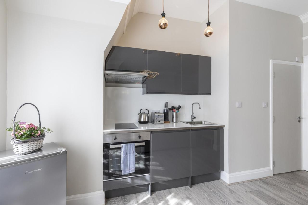 Capture-2568-02-27-160913